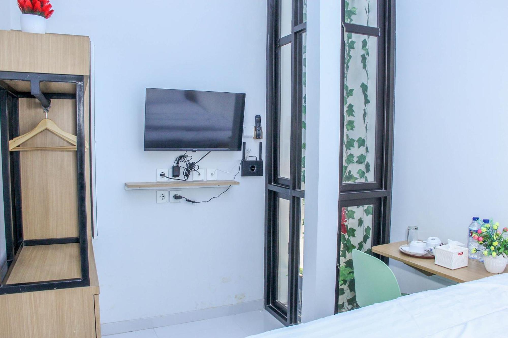 Laswi Syariah Guest House Bandung Extérieur photo